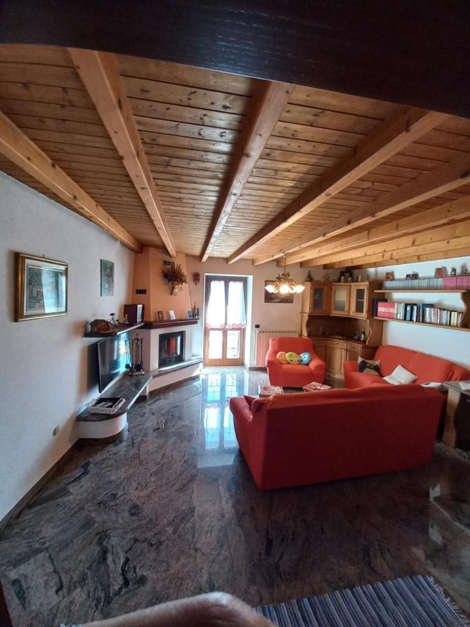 Casa Vacanza Da Ghislin Teglio Exterior photo